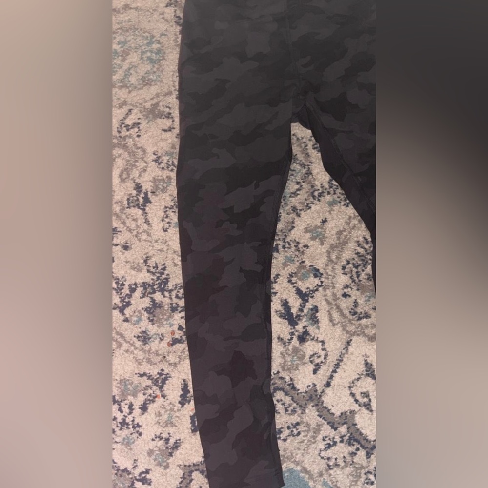 lululemon camo leggings size 8